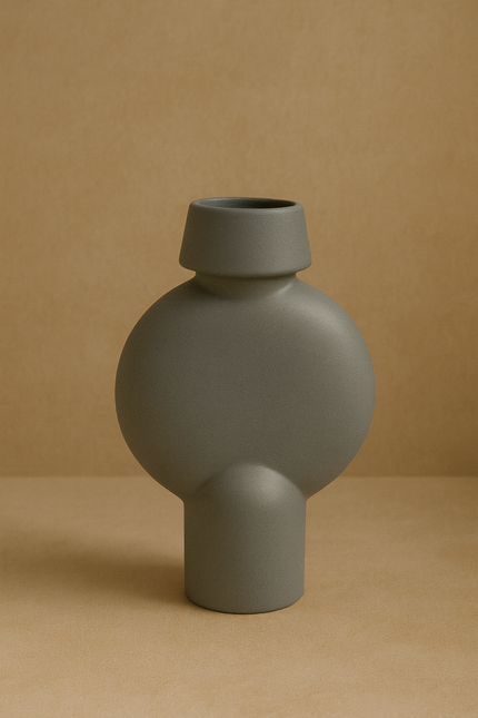 Abstract Silhouette Vase 4
