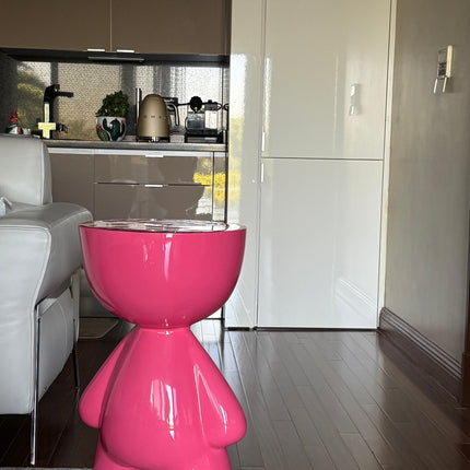 Looking for a popping color? Pink is your go to!